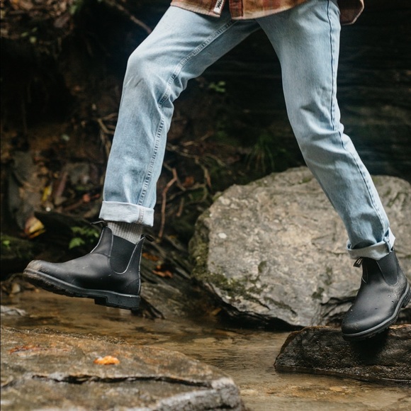 Blundstone Brand New Premium Leather Chelsea Boots. Style# 510 in Black - Picture 8 of 9